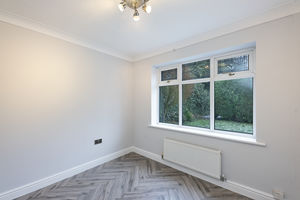 Photo 32- click for photo gallery